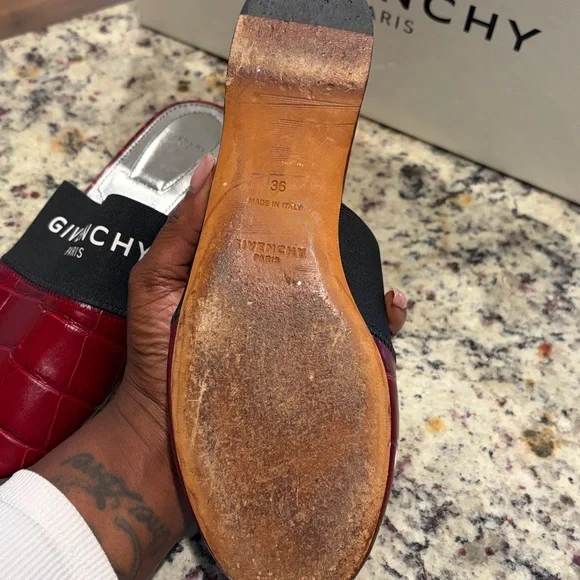 Givenchy Red Croc-Embossed Logo Slip-On Mules - Picture 4 of 4